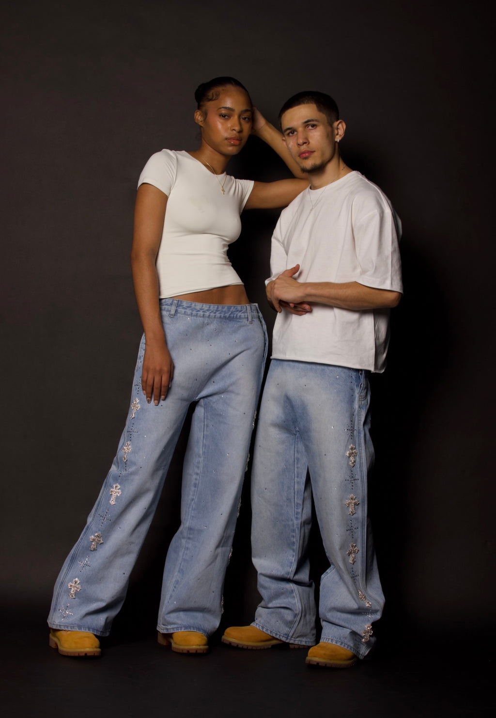 HOLY DENIM