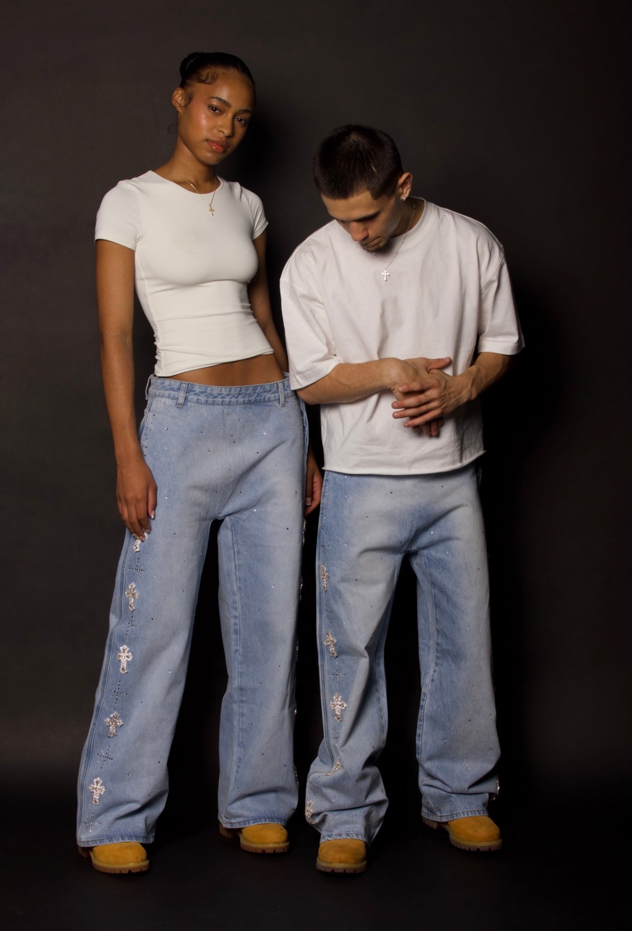 HOLY DENIM